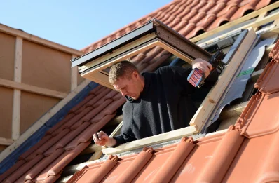 Pose de fenêtres de toit Velux à Dangy